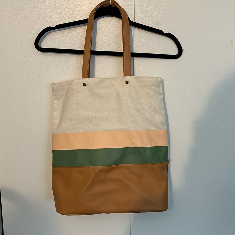 Hallmark tote bag